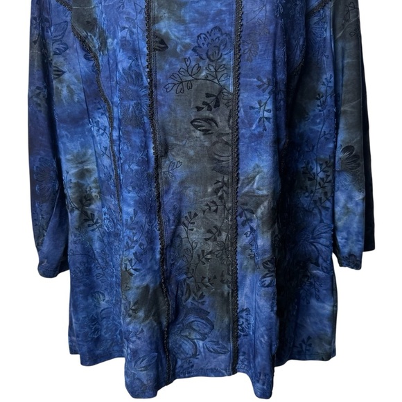Y2K Black and Blue Textured Floral Whimsical Whimsigoth Fairy Blouse Size XL - Picture 4 of 9